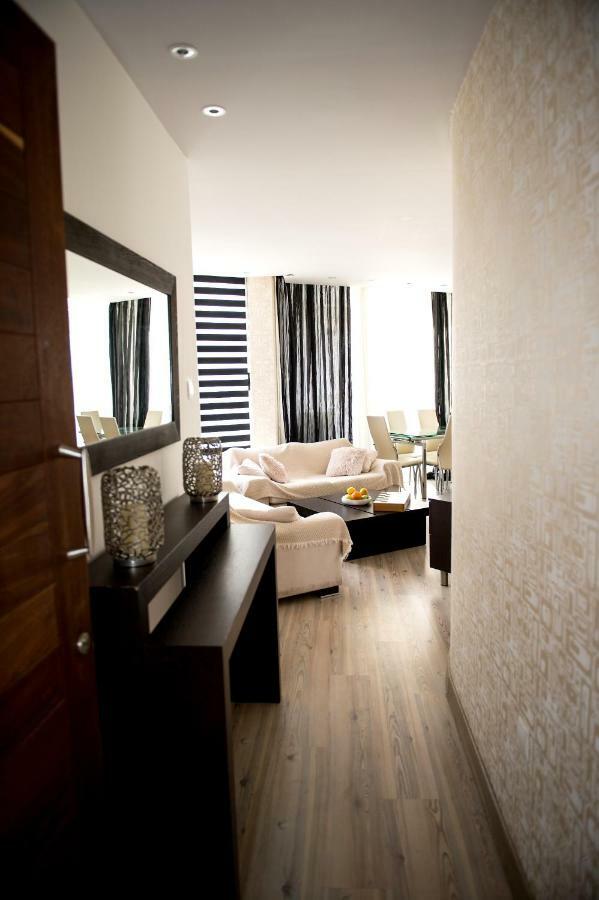 Sophia Court Apartment 라르나카 외부 사진